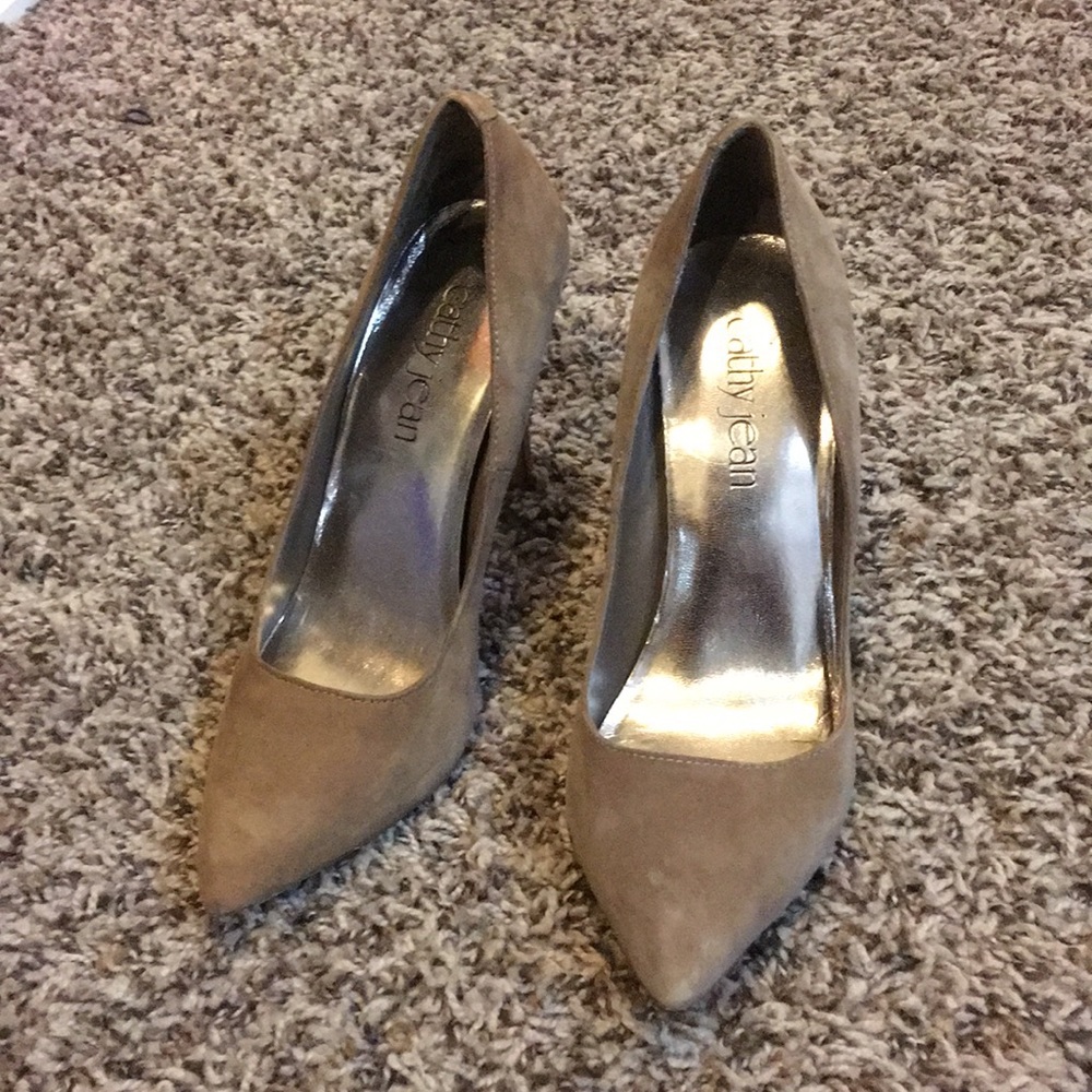 Suede pointed toe pumps